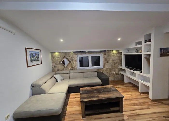 Comfortable Apartment Near Pula