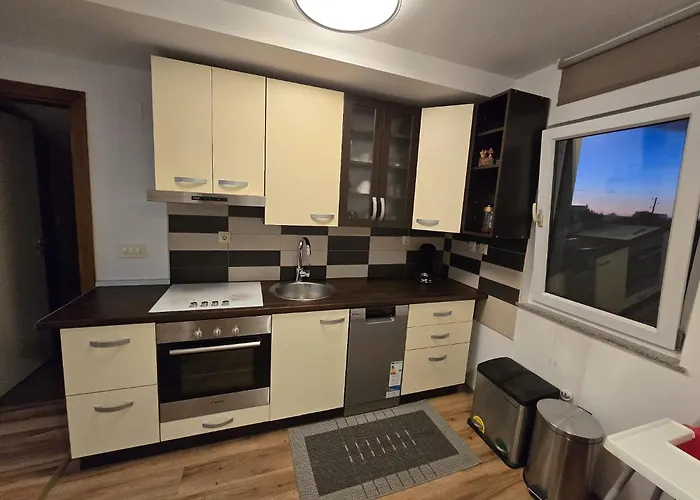 Comfortable Apartment Near Pula