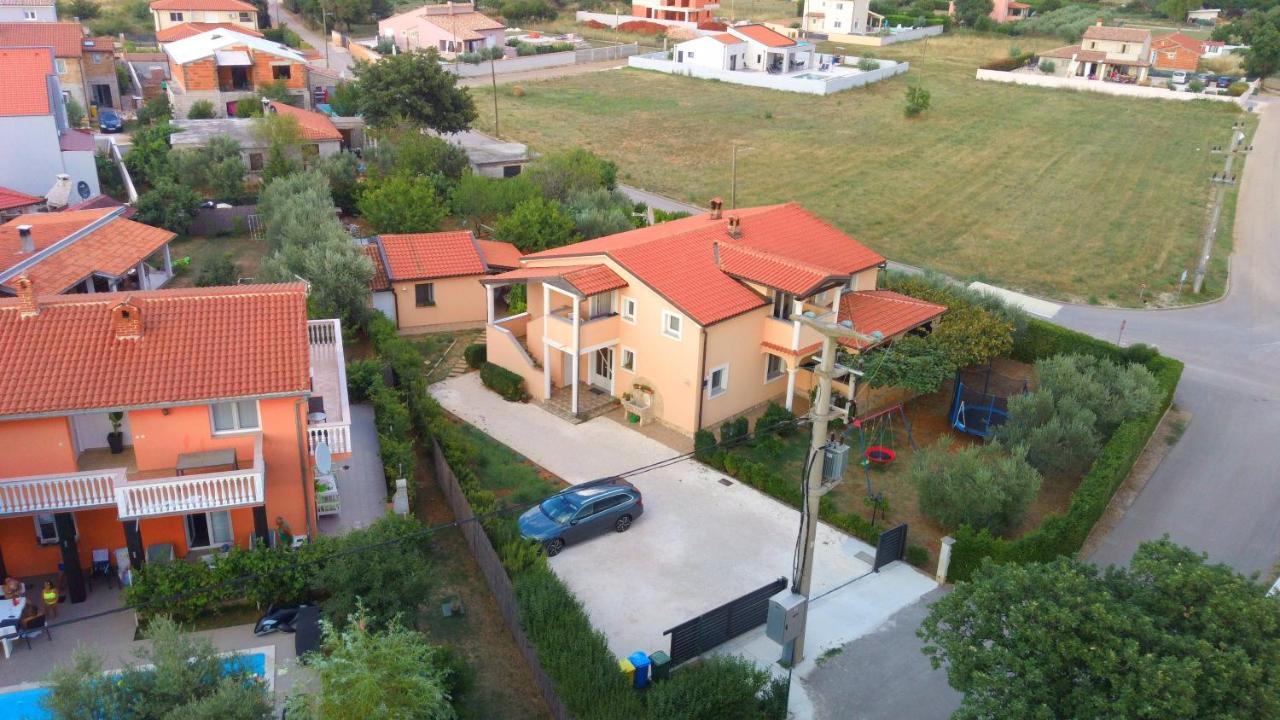 Apartment Comfortable Near Pula *